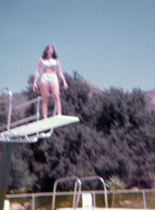 This is a picture of me from long ago. I’m so glad I've had the courage to dive into things!